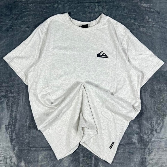 Y2K Quiksilver White & Black Graphic T-Shirt - size large - Picture 1 of 6